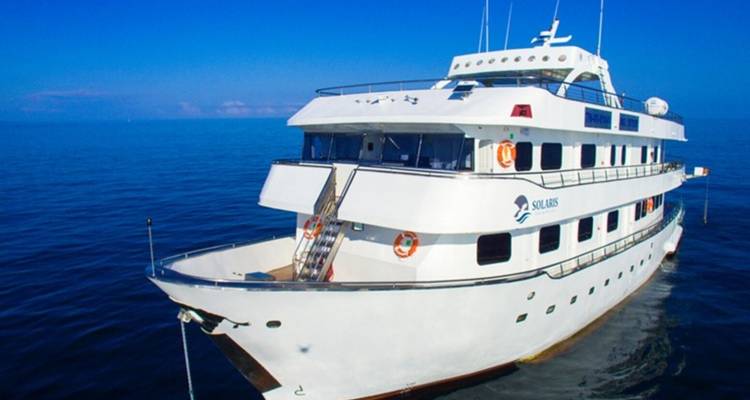 Solaris yate de Primera Clase 7 días - GUIDEcuador Travel 4