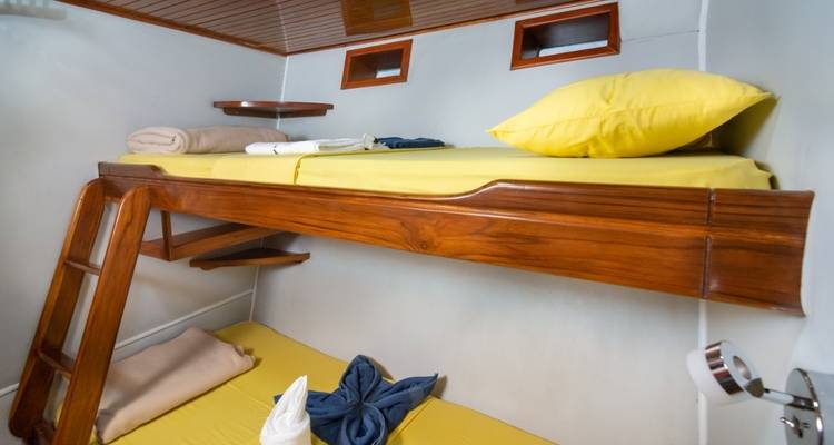 Aida Maria Tourist Superior Yacht - 8 jours - GUIDEcuador Travel 10