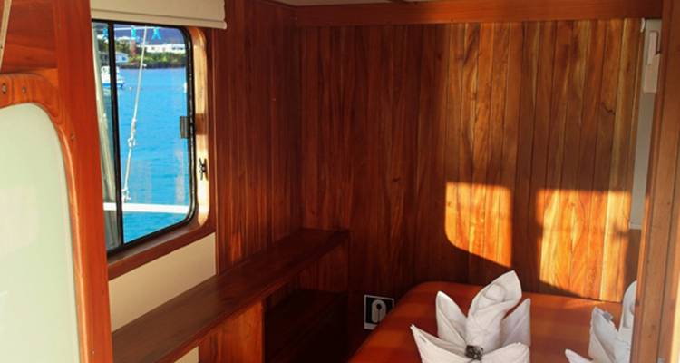 Samba Tourist Superior Sail Boat - 8 Days - GUIDEcuador Travel 6