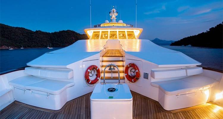 Aqua Mare Luxury Yacht 8 jours - GUIDEcuador Travel 3
