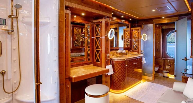 Aqua Mare Luxury Yacht 8 jours - GUIDEcuador Travel 6