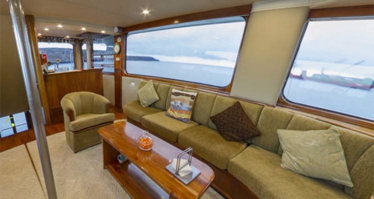 Integrity Luxury Yacht 8 Days - GUIDEcuador Travel 2