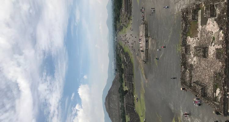 Wide view of a large archaeological site.