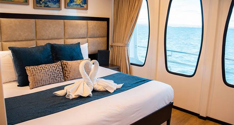Catamaran de luxe Alya 6 jours - GUIDEcuador Travel 6