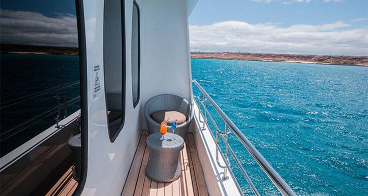 Catamaran de luxe Alya 6 jours - GUIDEcuador Travel 7