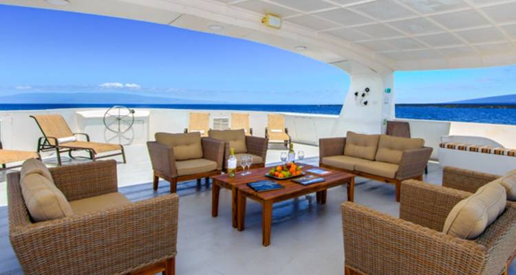 Treasure Of Galapagos First Class Catamaran 7 Days - GUIDEcuador Travel 4