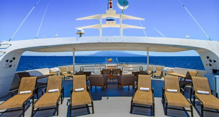Treasure Of Galapagos First Class Catamaran 7 Days - GUIDEcuador Travel 7