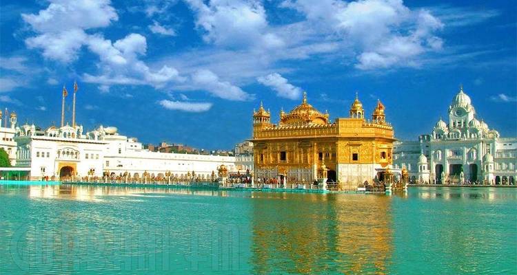 From Delhi: 2-Day Amritsar Golden Temple & Wagah Border Tour - Fragrance of Taj 1