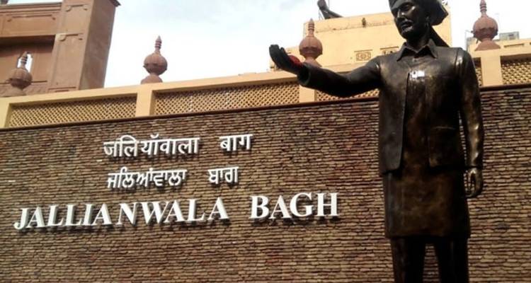 From Delhi: 2-Day Amritsar Golden Temple & Wagah Border Tour - Fragrance of Taj 4