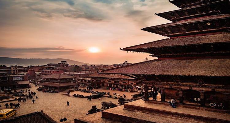 Descubre Nepal con el circuito de 10 días Katmandú Chitwan Lumbini Pokhara Nagarkot - Travel Con 9