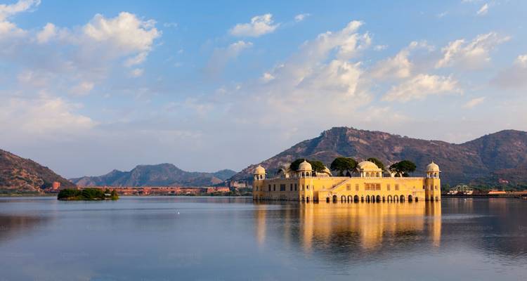 Famous 14 Days India Nepal Wildlife Tour with Taj Mahal - Agra Travels Service & Tours 9