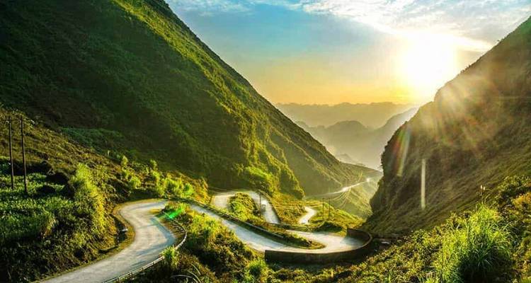 Experience Ha Giang-Dong Van Karst Plateau -Du Gia 4 Days/4nights - Bee Gng International Joint Stock Company 1