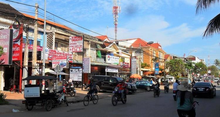 Angkor Wat-Kulen Mountain Private Tour-4 Days - Best Vietnam Tours 1