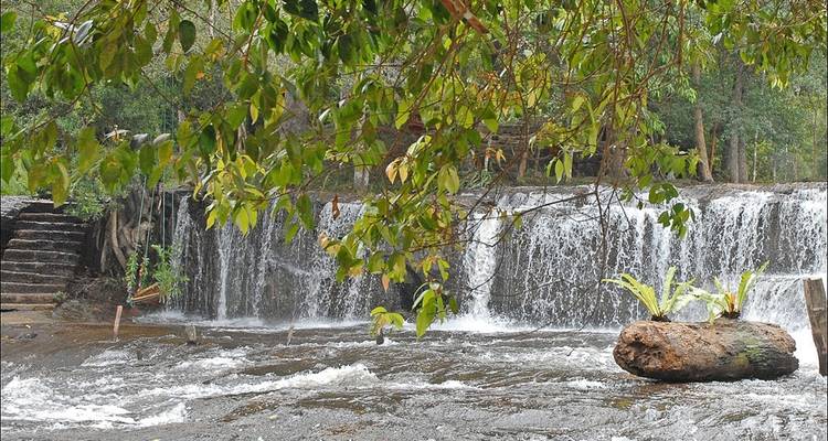 Angkor Wat-Kulen Mountain Private Tour-4 Days - Best Vietnam Tours 9