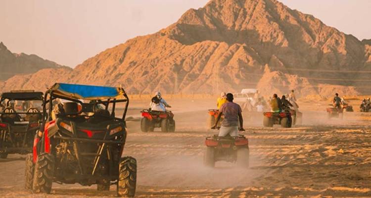SAFARI IN JEEP 4X4 DURING SUNSET - Alacart Travel Egypt 2