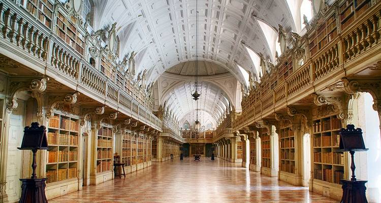 City Sights & Royal Retreats: A 3-Day Trip Through Lisbon & its outskirts - Portugal Unknown Tours 3
