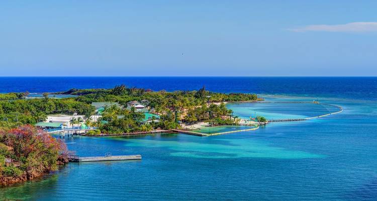 Customized Honduras Adventure, Daily Departure & Private Guide - Agate Travel 1