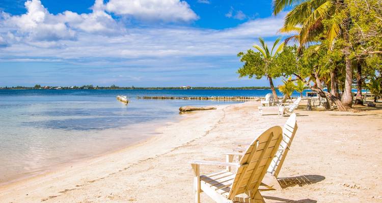 Customized Honduras Adventure, Daily Departure & Private Guide - Agate Travel 4