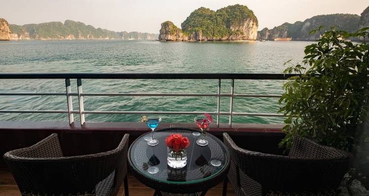 Halong - Lan Ha Bay - Croisière 5 étoiles de 3 jours et 2 nuits et cabine privée avec balcon - Ha Long Bay Lux Cruises Tours 4