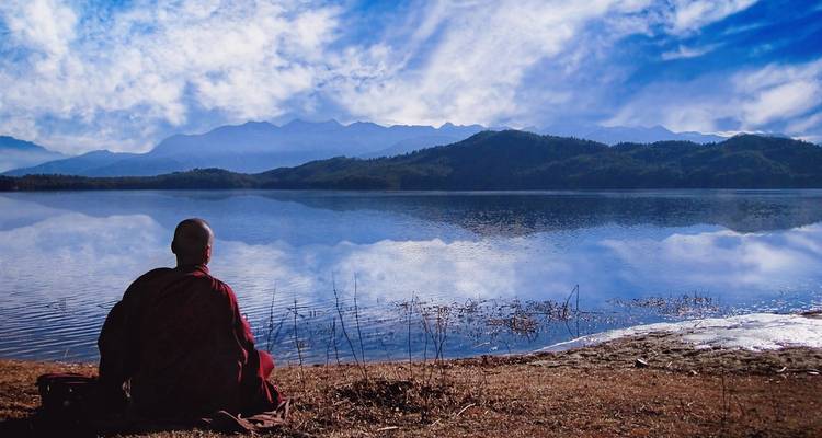 Temple, Tiger & Nepal's Biggest Rara Lake Tour - World Travel Experiences 1