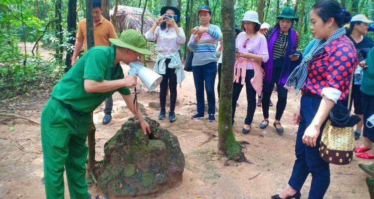 Best trip - 3 Days 2 Nights Ho Chi Minh city -Mekong Delta - Cu Chi Tunnel - Old Quarter Travel 3