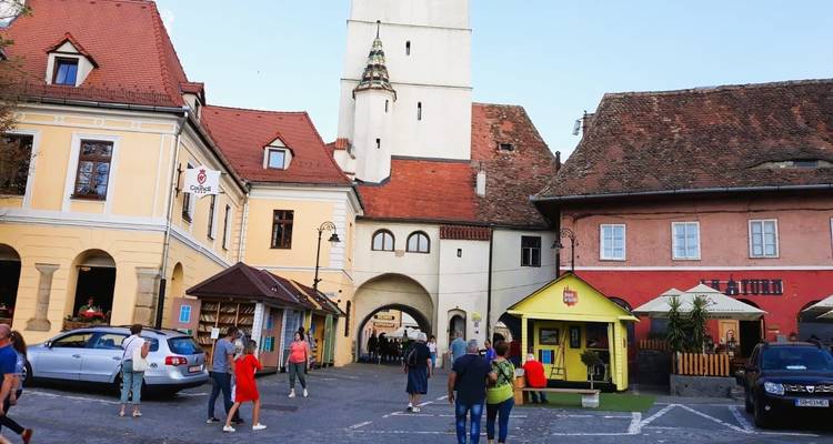 Medieval Adventure in Transylvania: Castles, Fortresses, and Encountering Bears on Top Gear Road - Business Trans Protocol 8
