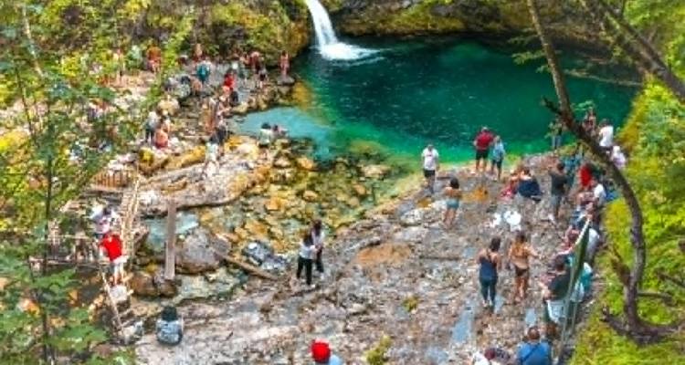 Excursión de 3 días a los Alpes Albaneses: Lago Komani, Valbona, Parque Nacional de Thethi - LIT Travel and Tours  2