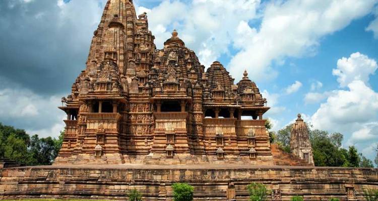 Norte de la India clásico - triángulo de oro con Orchha, Khajuraho y Varanasi - Agra Travels Service & Tours 2