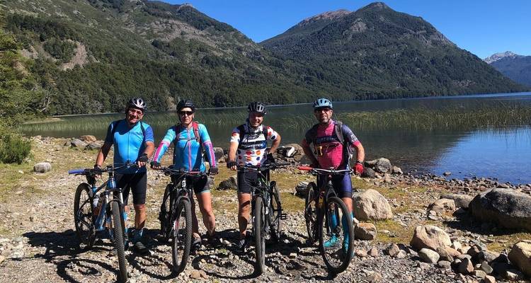 Lacs de Patagonie - MTB Tours 2