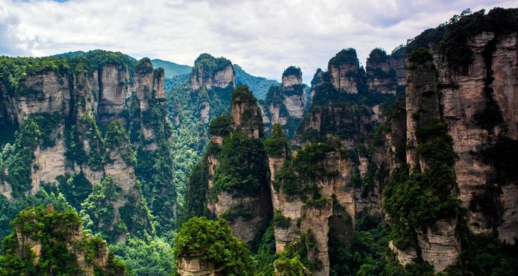 La majesté naturelle des montagnes de Zhangjiajie - Truly China Travel 8