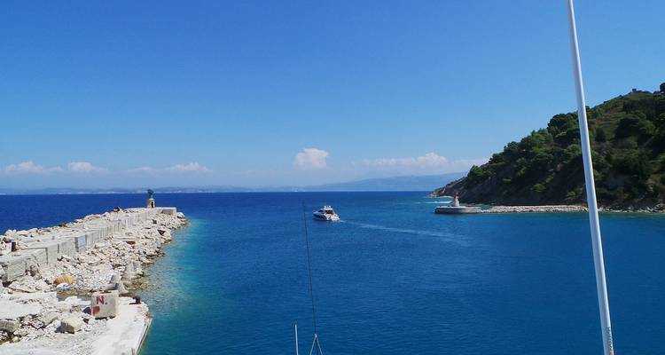 Explore Vlora Bay: Sazani Island & Karaburun peninsula from Tirana - Choose Balkans 7