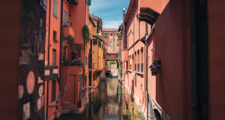 Exploring delicacies of Tuscany, Emilia-Romagna and Veneto - Aurea Travel 4