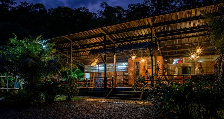 4 Days Amazon Sustainable Lodge - Responsible Travel South America 1