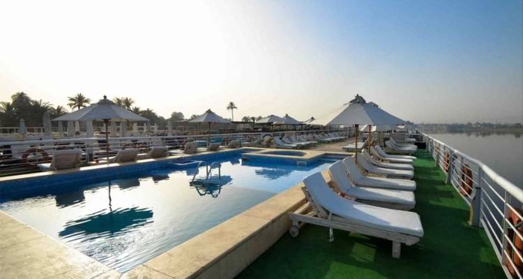 Egypt and Dubai: An 11-Day Exploration - Nilvison Egypt Tours  6