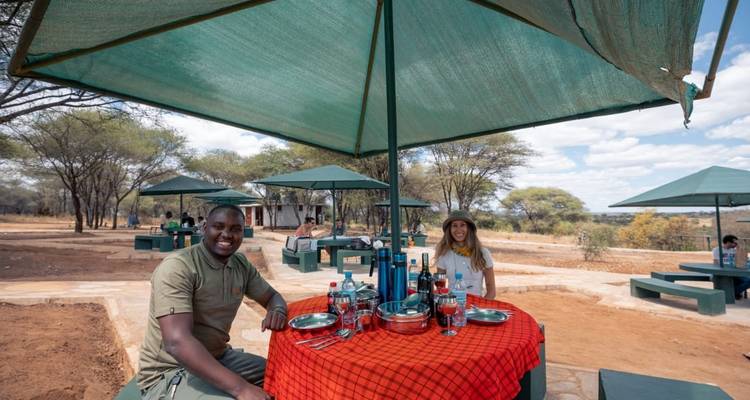Safari de 3 días Prueba al Serengeti y el cráter del Ngorongoro - Samora Explorers Ltd 6