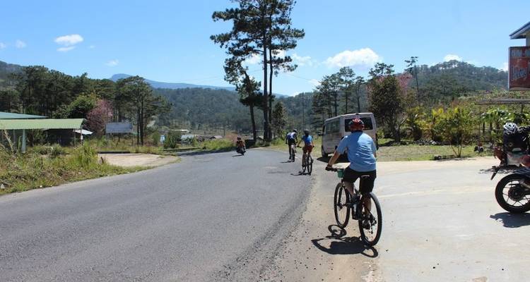 Cycling Tour Vietnam  Saigon - Hanoi - Vietnam Bicycle Travel 7