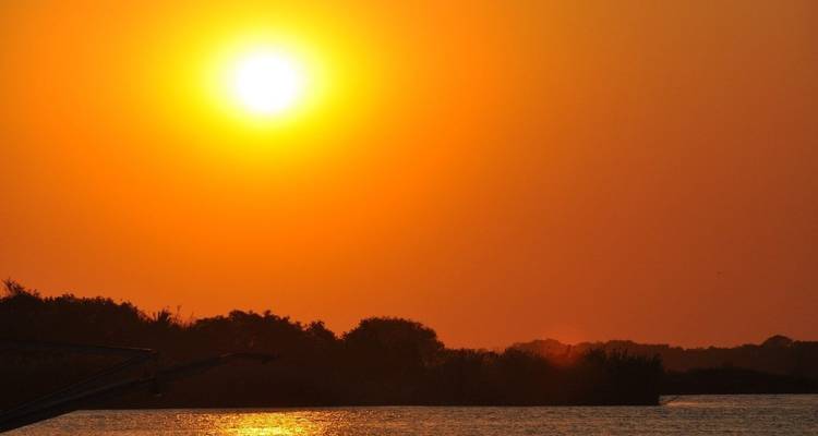 Experiencia en las cataratas Victoria desde Puerto Elizabeth 3 días /2 noches - Across Africa Tours & Travel 3