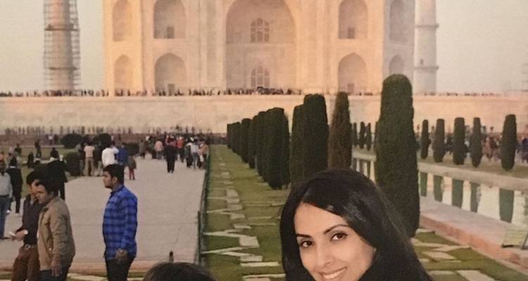 Incredible Same Day Taj Mahal Trip From Delhi - Fragrance of Taj 8