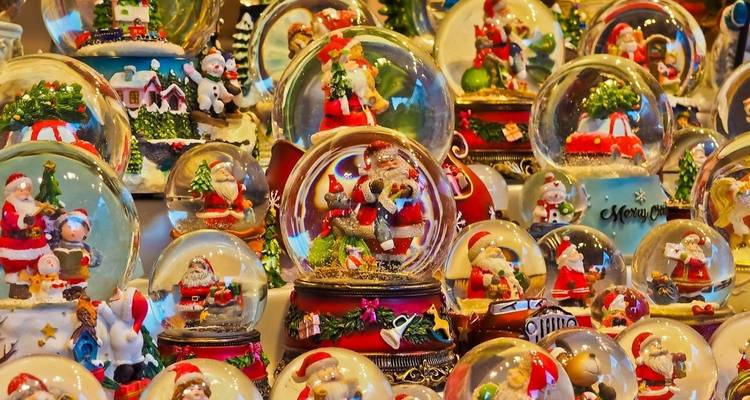 expat explore christmas tours