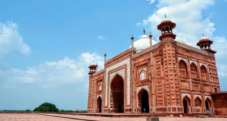 Circuito de un día con todo incluido al Taj Mahal, el Fuerte Rojo de Agra y el Baby Taj desde Delhi en coche privado - Crystal India Holidays 4