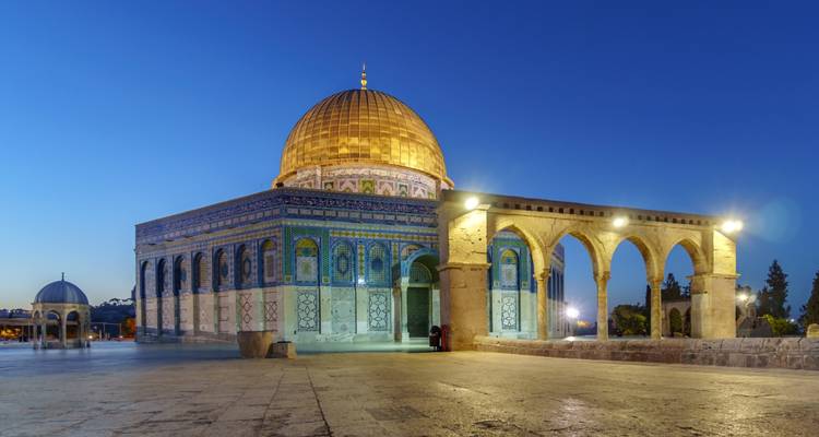 Walking in Israel and Palestinian Territories - Crooked Compass 1