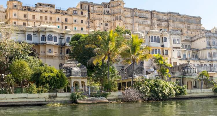 Udaipur, Jodhpur, and Jaisalmer in Rajasthan (A Budget-Friendly Tour)!! -  Taj Voyages Tours  4