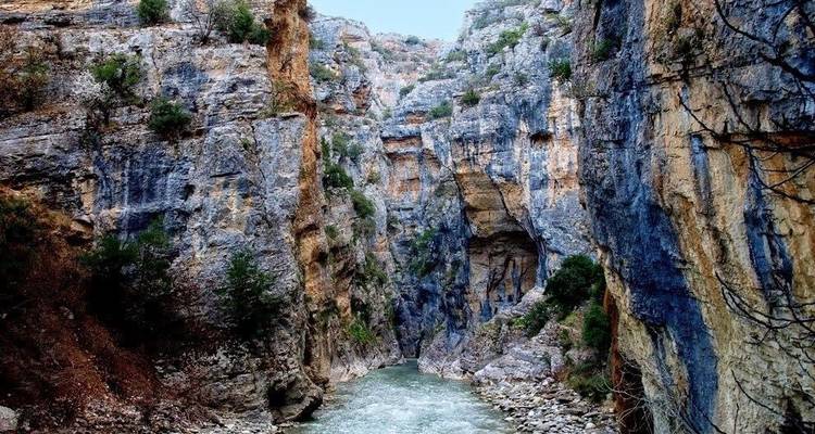 Canyons and Coastal Mountains - DIAMIR Erlebnisreisen 9