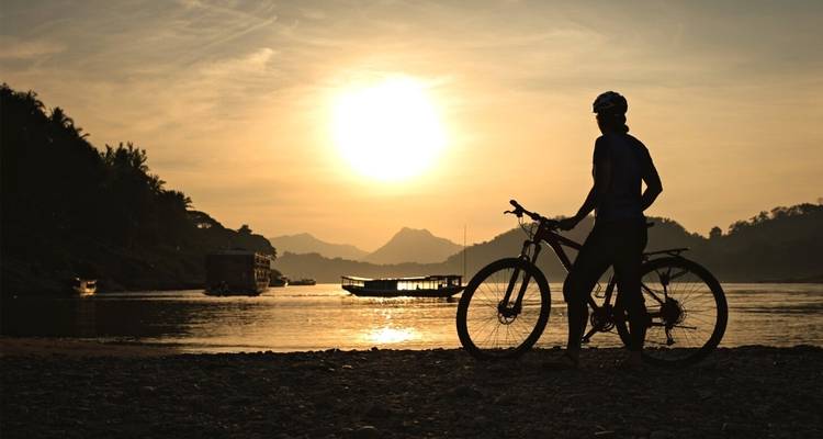 Magníficas vacaciones en bicicleta por Laos de 10 días - Vietnam By Bike 1