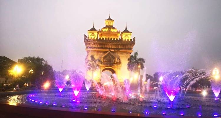 Magníficas vacaciones en bicicleta por Laos de 10 días - Vietnam By Bike 8