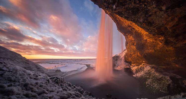 Iceland's Classic Northern Lights - Intrepid Travel 3