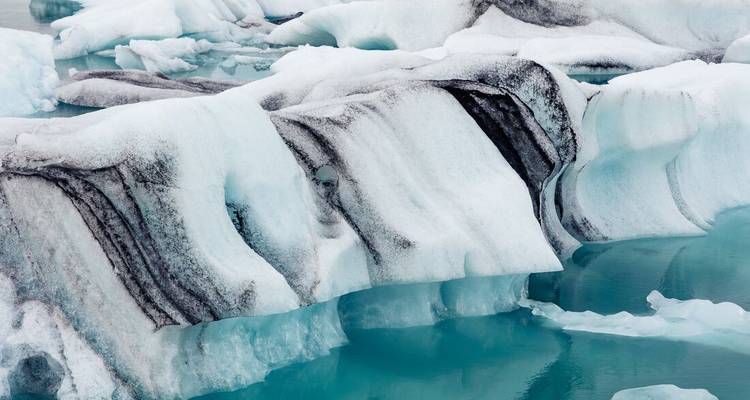 Iceland's Classic Northern Lights - Intrepid Travel 8