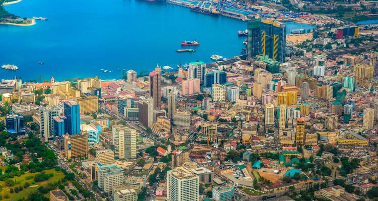 Viajes a Tanzania- Visita a la ciudad de Dar Es Salaam Spledor - Lonely Site Tours & Safari 1