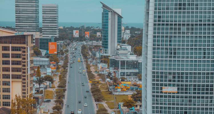 Viajes a Tanzania- Visita a la ciudad de Dar Es Salaam Spledor - Lonely Site Tours & Safari 3