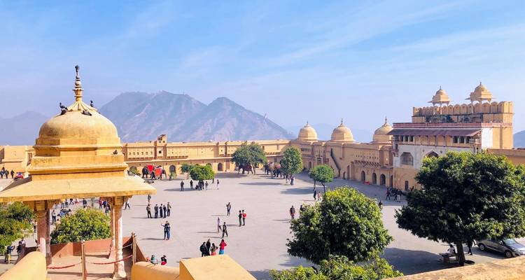 Delhi Jaipur Ranthambore Tour by Train - GoBook India Tours 3